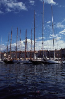 Yachts and masts in harbour