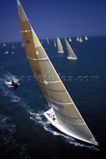 Fleet up yachts racing to the windward mark at the Commodores Cup 1994