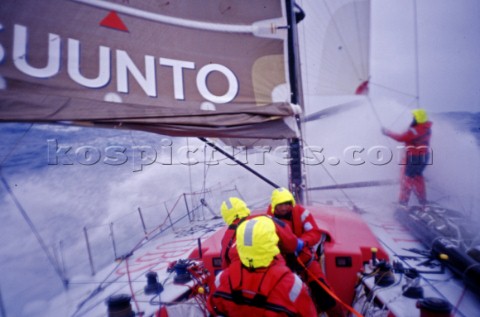 Volvo Ocean Race 20012002  febbraio 2002 Tappa 4  Auckland  Rio de Janeiro  A bordo EquipaggioVolvo 