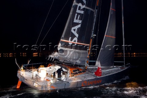 2008 VENDEE GLOBEFinish Solo round the world sailing race non stop without assistance 24840 NM Marc 