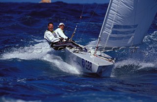 Ian Walker and Mark Covell hiking out on their Star dinghy at the Sydney Olympics 2000
