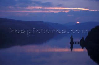 Lake Vyrnwy and hotel at sunset, Llanwyddyn, Wales, UK