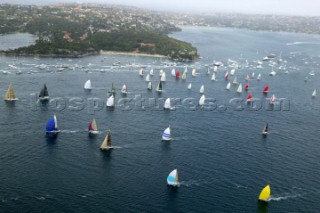 Pictures from the Rolex Sydney Hobart Race 2003 from mainland Australia to Tasmania