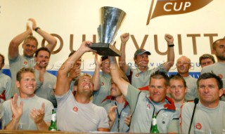 Auckland New Zealand - AmericaÕs Cup 2003- Louis Vuitton Cup Final. 19-01-2003 - Ernesto Bertaelli and Alinghi team celebrating the victory of the Louis Vuitton Cup. Photo.Carlo Borlenghi/Kos Picture Source