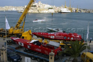 28/5/04.Valletta, Malta:Preparations day in Vallettas grand harbour, engines were tested and pilots and engineers, talked about the best set ups for tomorrows racing.