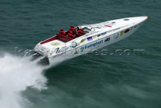 19.06.04 Fumincino, Rome: Fainplast took first place in the first race off the coast of Rome, Piloted by Pennesi