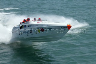 Italian entry Fainplast leaps to an overall victory in Supersport class of the Grand Prix of Italy 2004 - Powerboat P1 World Championship