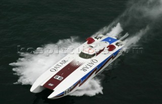 Plymouth 17 07 2004. UIM Class 1 World Offshore Championship 2004. British Grand Prix 2004. Pole Position Start. QATAR. Photo: Andrea Campagnolo