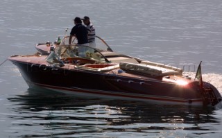Menaggio - Lake Como 24 - 27 june Meeting for vintage and classic motorboats Run about one of the Italys most beautiful lakes.