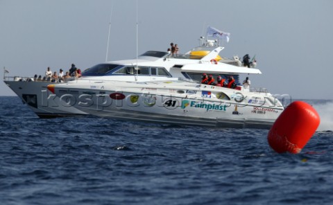 The final round of the Powerboat P1 World Championship 2004   The Grand Prix of Catania Sicily 