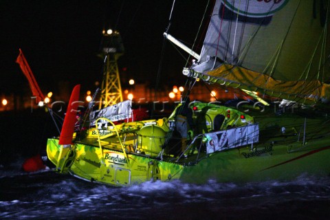 Jean le Cam on board Bonduelle finishes in 2nd place in the 20045 Vendee Globe with a time of 87 day