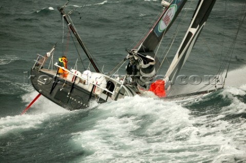Vendee Globe Open 60 yacht Hugo Boss skippered by Alex Thomson powering through rough seas in strong