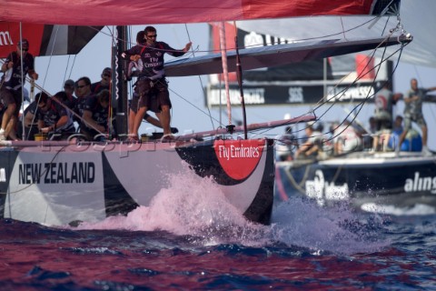 Trapani 26 09 2005 Trapani Louis Vuitton Acts 8  9 Emirates Team New Zealand  Alinghi