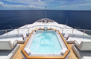 Jacuzzi swimming pool onboard a superyacht