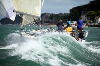 COWES, ENGLAND - JULY 31:  The J109 Joyride owned by Michael Jones surfing downwind at over 13 knots during Day 3 of Skandia Life Cowes Week 2006. (Photo by Kos/Kos Picture Source via Getty Images)