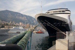 Bow line of a cruise ship moored in port