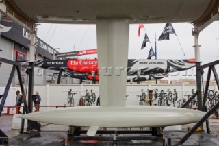 Valencia, 01 04 07. 32nd Americas Cup. Unveiling Day. Areva Challenge Keel (FRA 93).