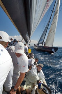 Crew work and teamwork onboard BMW Oracle