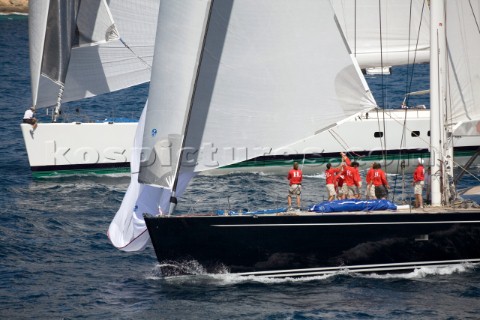 Hamilton II and Visione sailing on Fortis Day on June 17th 2007 Fiftytwo of the worlds largest and m