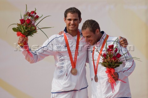 18082008  Qingdao CHN  Jeux Olympiques 2008  Jour  10  Medal race  Nicolas CharbonnierOlivier Bausse