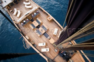 Cruising Malaysia on the tradional yacht Silolona