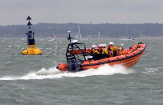 Skandia Cowes Week 2008 - RNLI Inshore Lifeboat