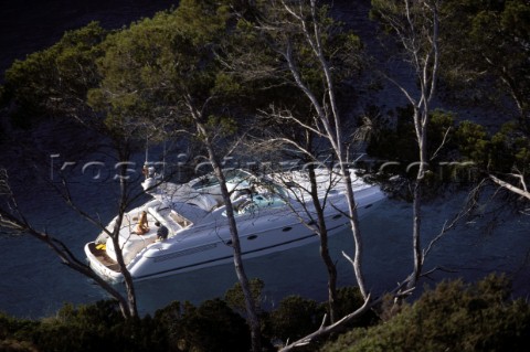 Fairline Targa 48 powerboat cruising in Mediterranean