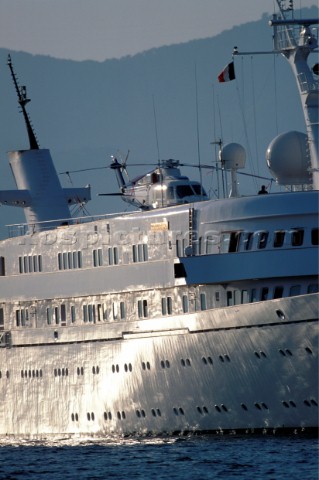 Satellite Communications Atlantis Private yacht  Detail