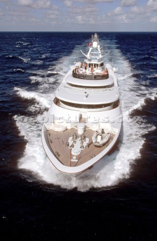 Southern Cross IIIBow  Superyacht  Bahamas