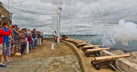Royal Yacht Squadron starting canon