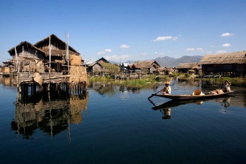 Inle lake Myanmar Burma 09 01 07    Village