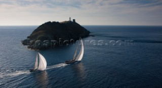 AEGIR Owner: BRIAN BENJAMIN Sail n: GBR22N Type: Carbon Ocean 82 rounding Giraglia rock NEAR MISS Owner: NOEL FRANCK Sail n: SUI 1957round the Giraglia Rock