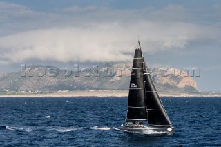 B2, Sail n: ITA5200, Boat Type: IRC 52, Skipper: Michele Galli, Country: Italy