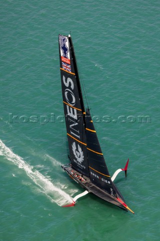171220  Auckland NZL36th Americas Cup presented by PradaRace Day 1Ineos Team UK
