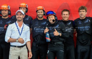 19/12/20 - Auckland (NZL)36th Americaâ€™s Cup presented by PradaPRADA ACWS Auckland 2020 Prize givingGlenn Ashby (Sailor - Emirates Team New Zealand) gives a thumbs up as Emirates Team New Zealand celebrate their Americaâ€™s Cup World Series win
