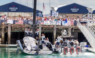 27/01/21 - Auckland (NZL)36th Americaâ€™s Cup presented by PradaPRADA Cup 2021 - DocksideSupporters at New York Yacht Club American Magic Base