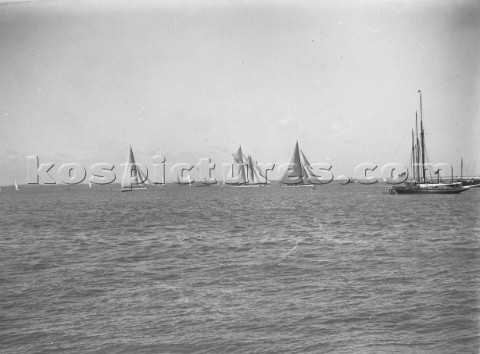 Big class racing off Cowes in the Solent