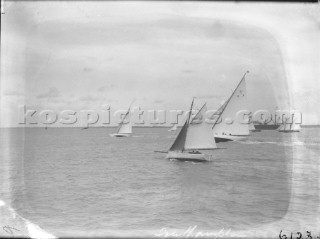 Int 12m racing off Cowes in the Solent, plus quay punt sailing