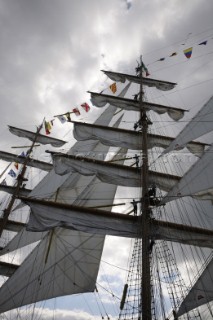 CuauhtŽmoc and the MIR at The start of the falmouth to portugal tall ship race